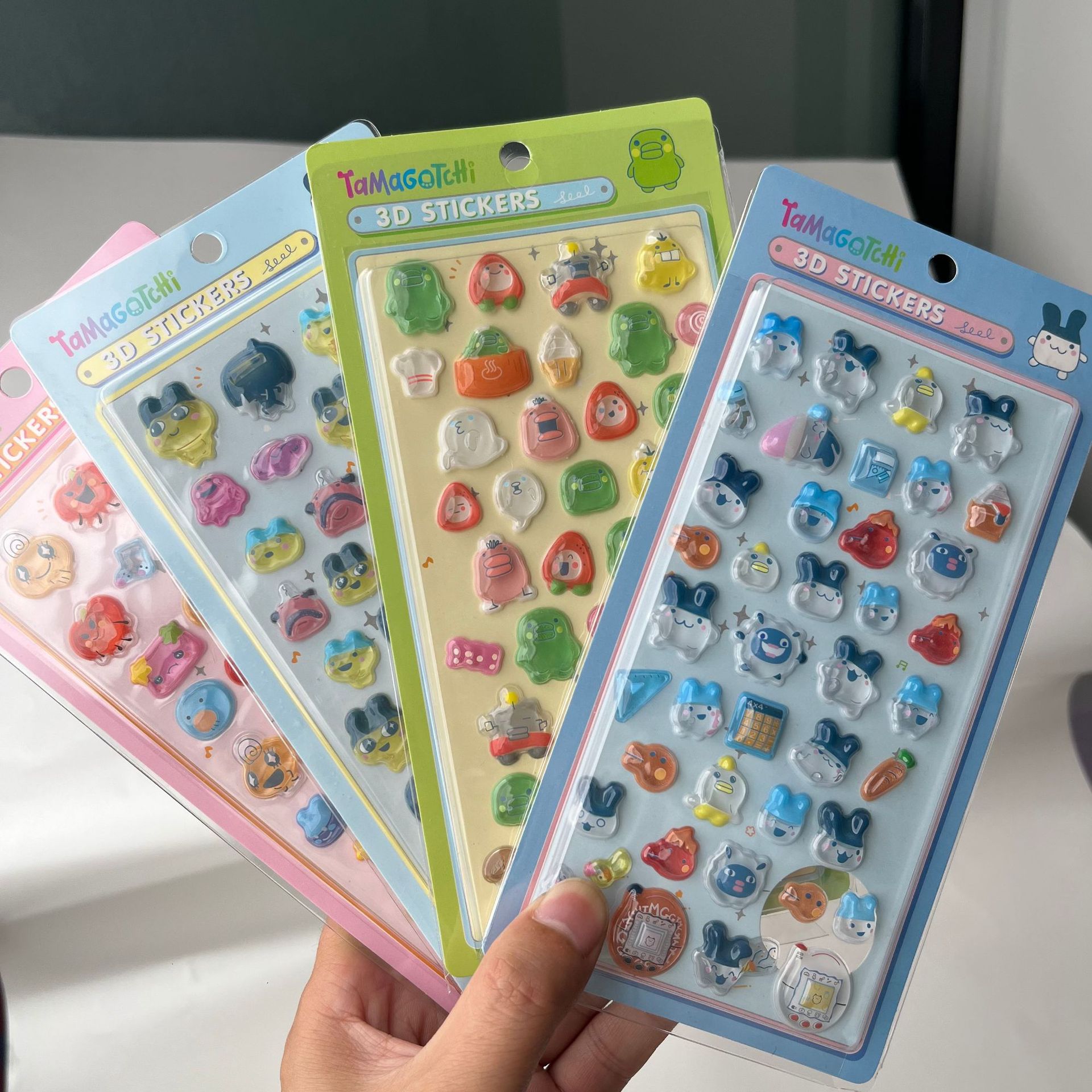 Tablet Cute Accessories - Autocollants 3D gonflés mignons Tamagotchi, décalcomanies