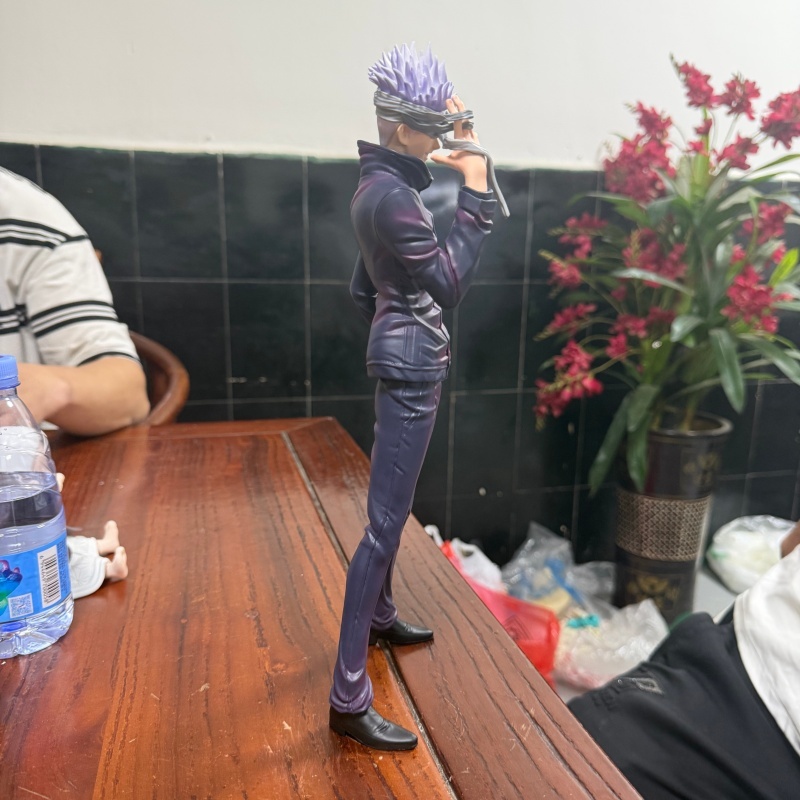 Figurine d'action GK Satoru Go - Tablet Lap Desk avis et prix